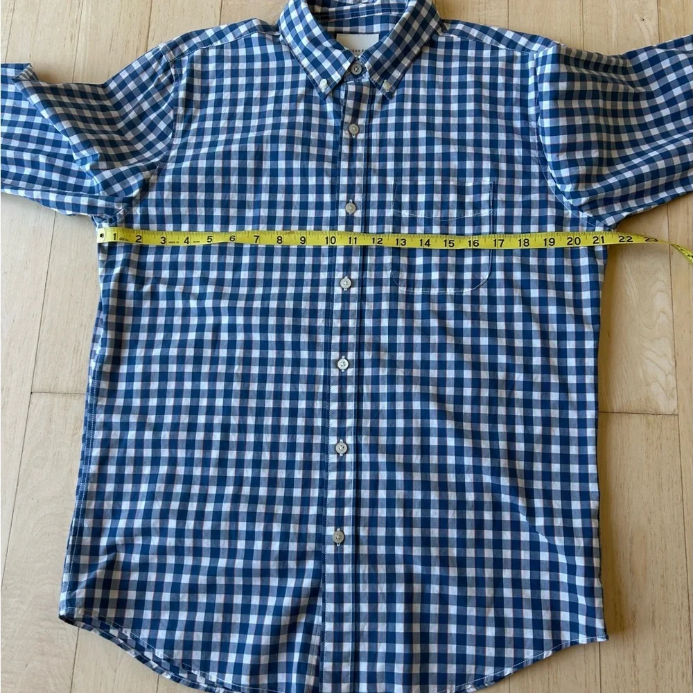 American Eagle Men’s Blue/White Checked Cotton Button Down Shirt - Size Medium